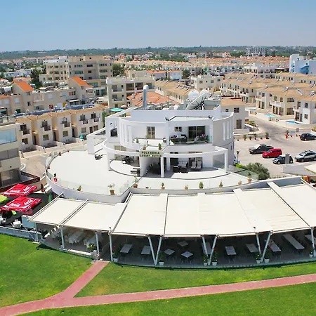 Villa Polyxenia Isaak Dafni Protaras